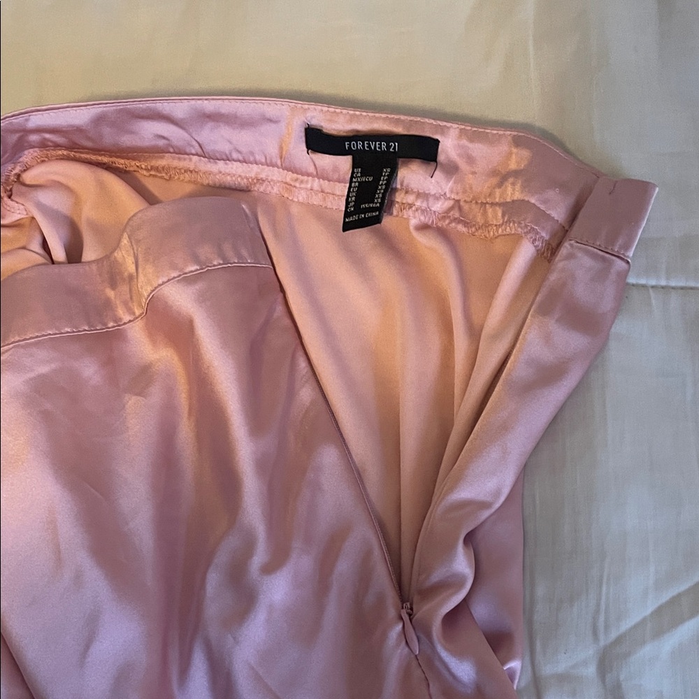 Satin Pink Bias-Cut Midi Skirt - Picture 4 of 5